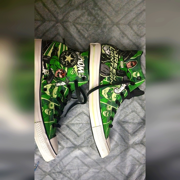 Converse Other - Rare Green Lantern Converse size 11 mens